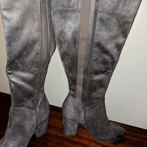 Torrid wide calf boots *worn once!*